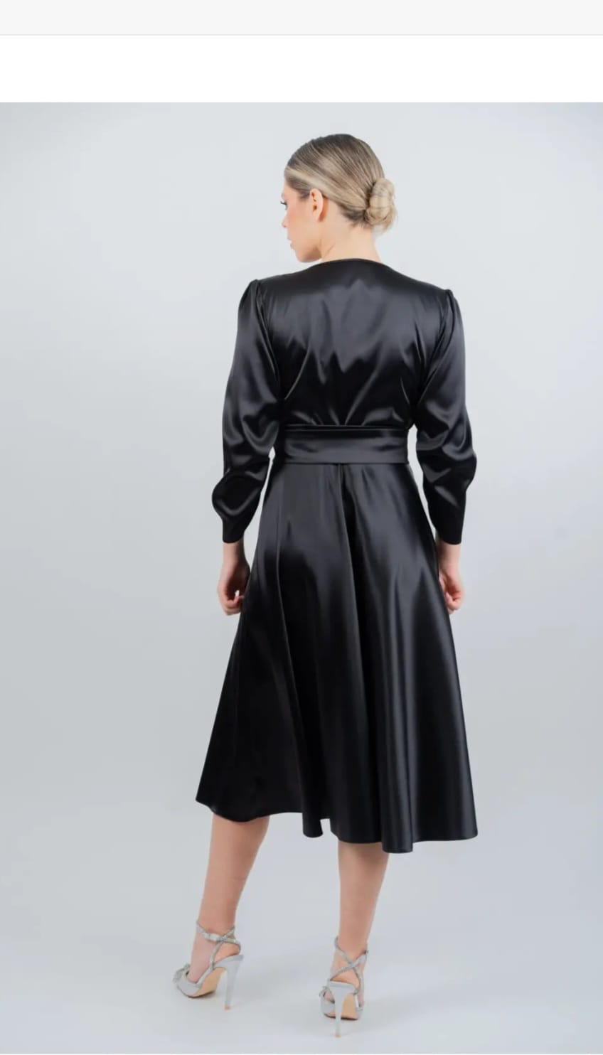 Rochie midi din satin negru