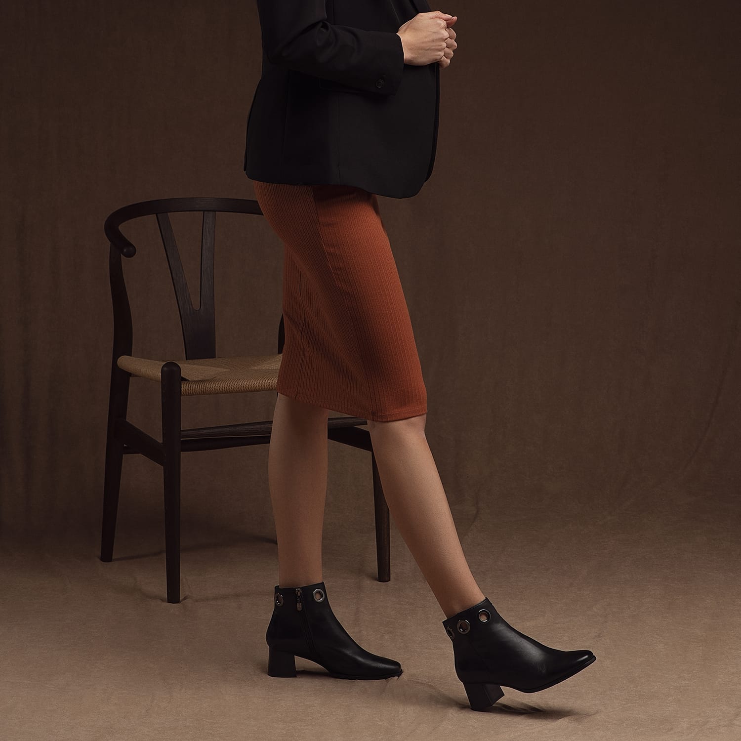 Botine din piele naturala 