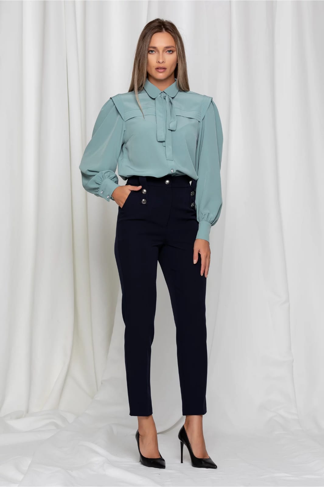 Bluza eleganta din voal