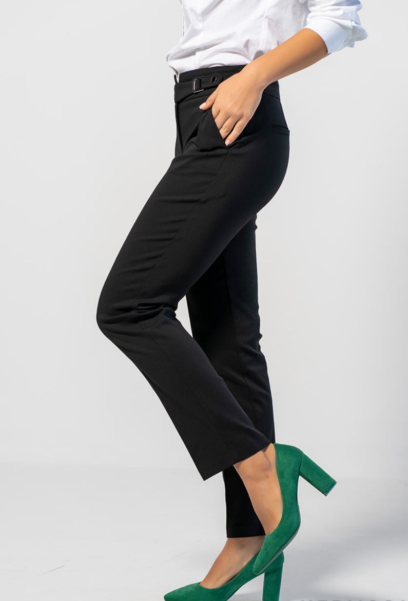 Pantaloni drepti din tercot elastic cu buzunare functionale